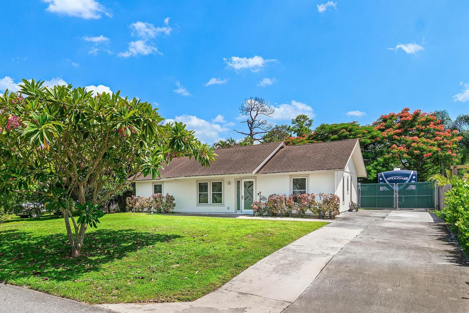 7442 Canal Drive, Lake Worth, FL 33467 photo 2