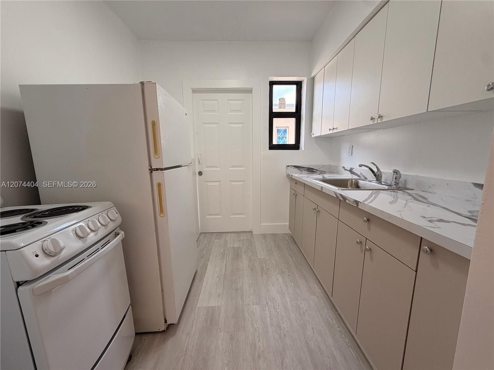 811 81st St # 2, Miami Beach, FL 33141 photo 5