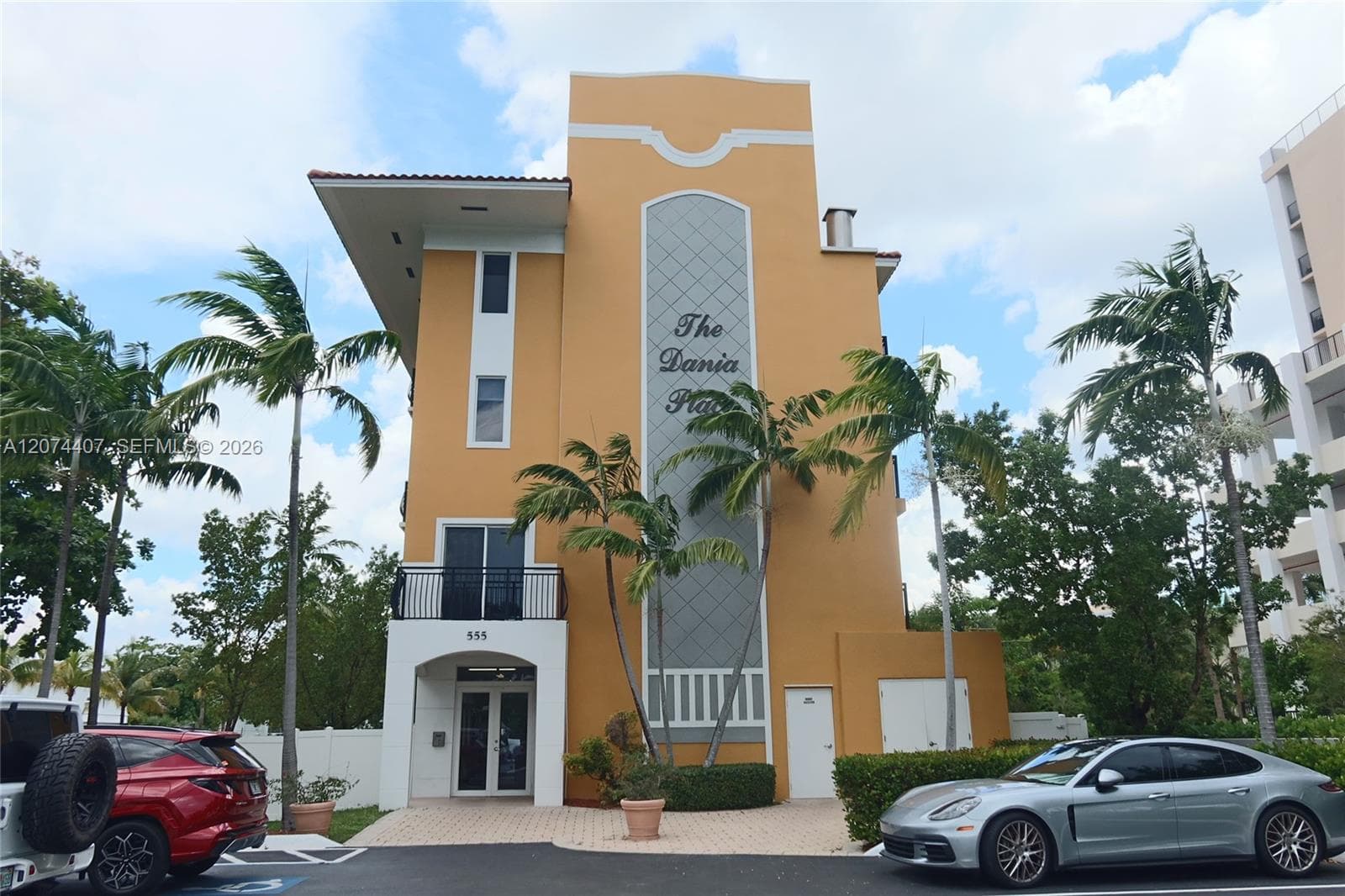 555 E Dania Beach Blvd # 9, Dania Beach, FL 33004 photo 3