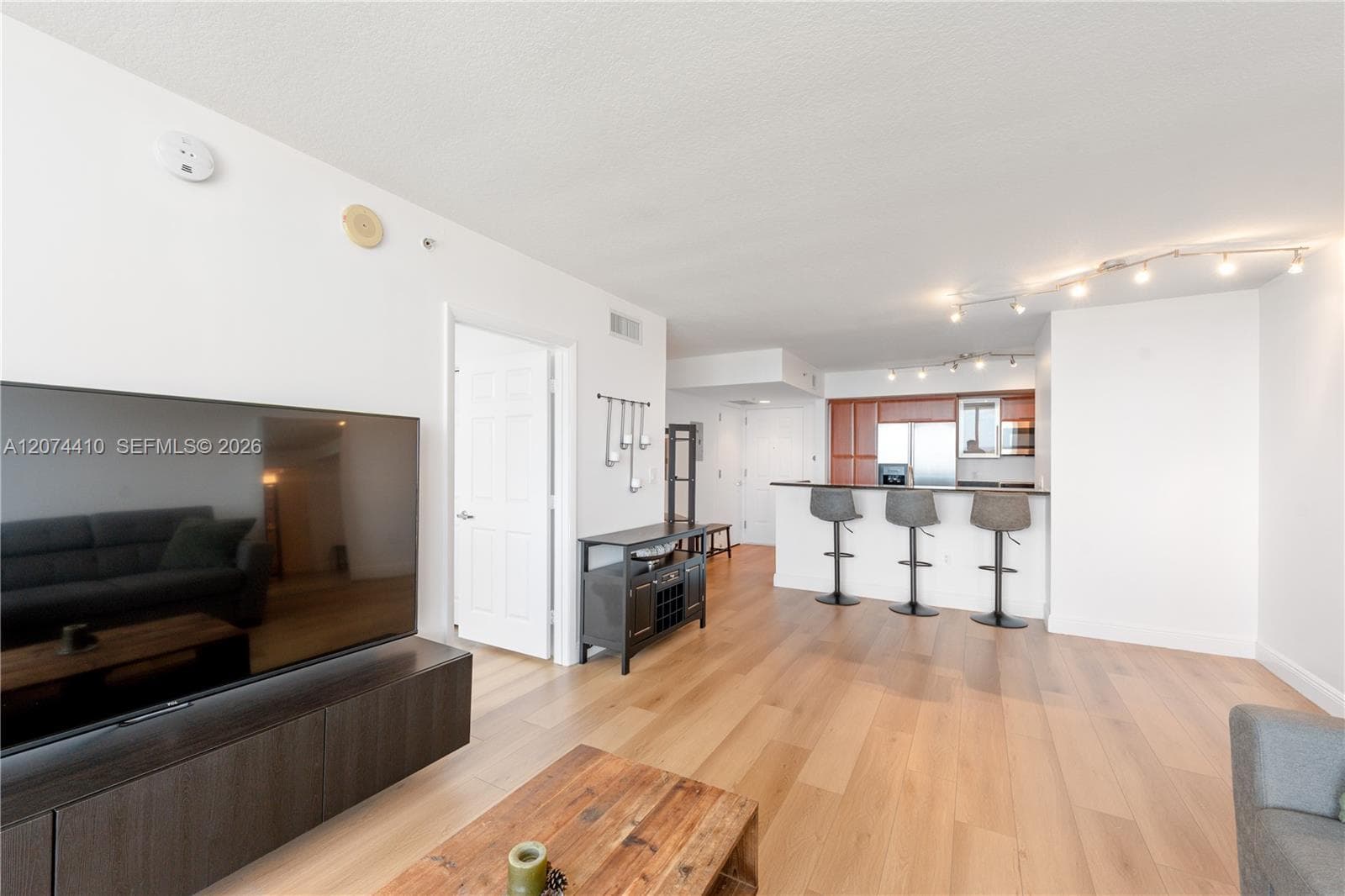 3232 Coral Way # 1507, Miami, FL 33145 photo 4