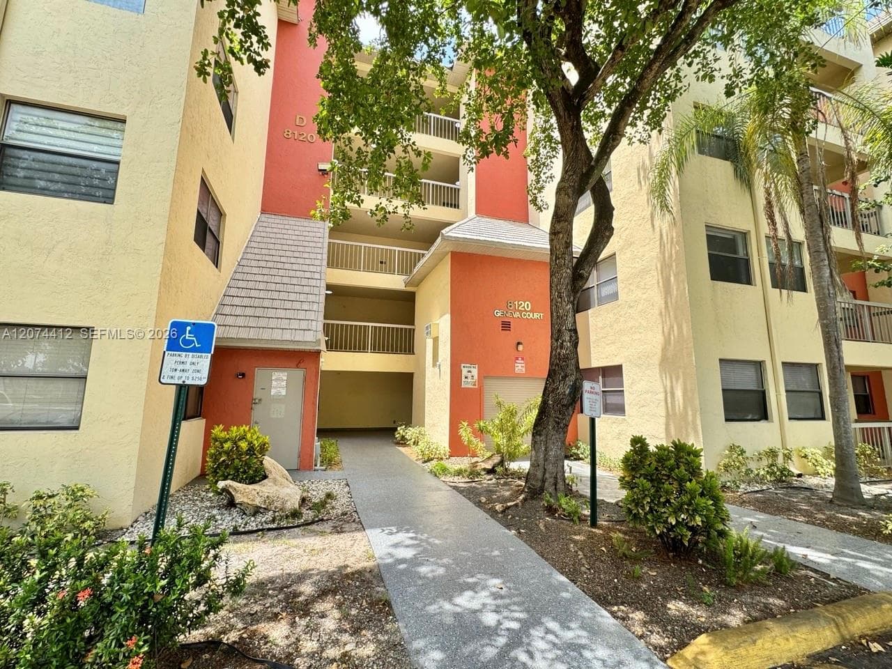 8120 Geneva Ct # 250, Doral, FL 33166 photo 2
