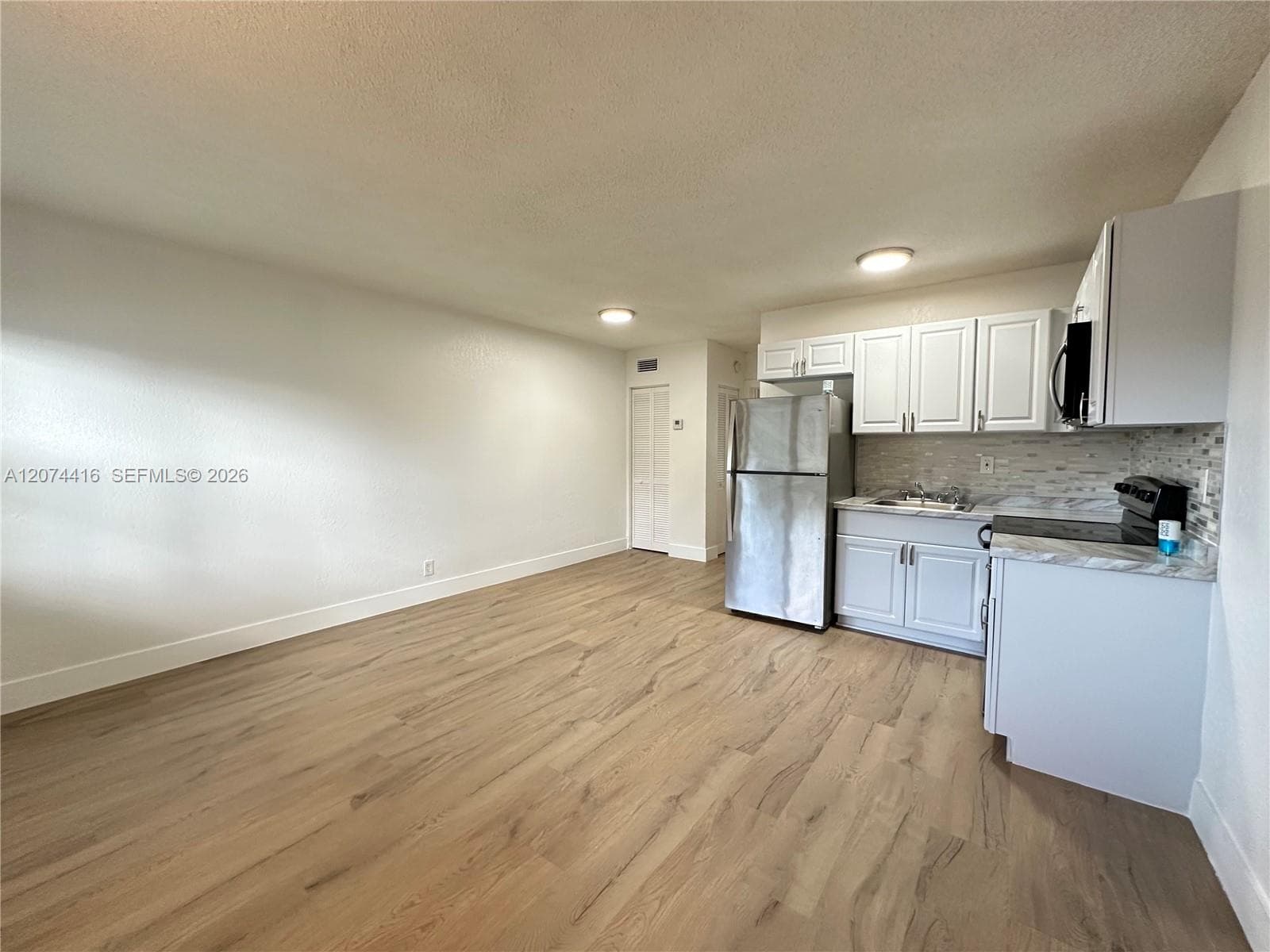 3616 NE 11th Ave # 3, Oakland Park, FL 33334 photo 3