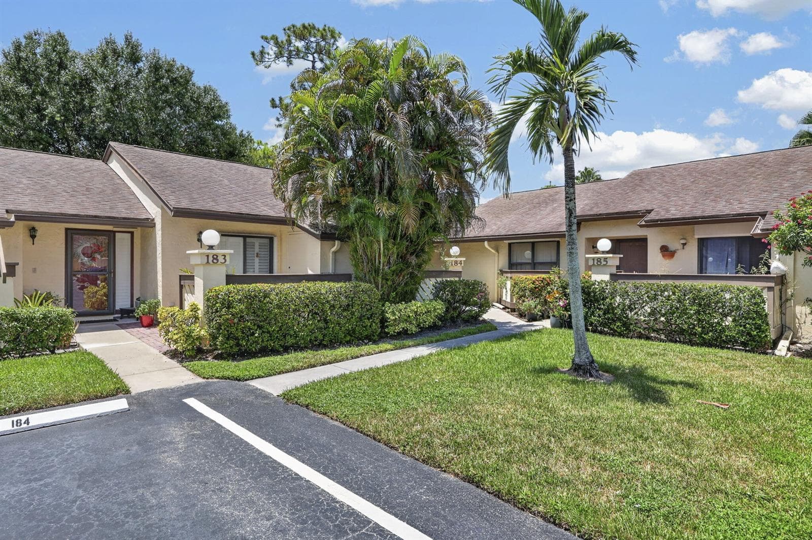 184 MASTIC TREE Court, Royal Palm Beach, FL 33411 photo 2