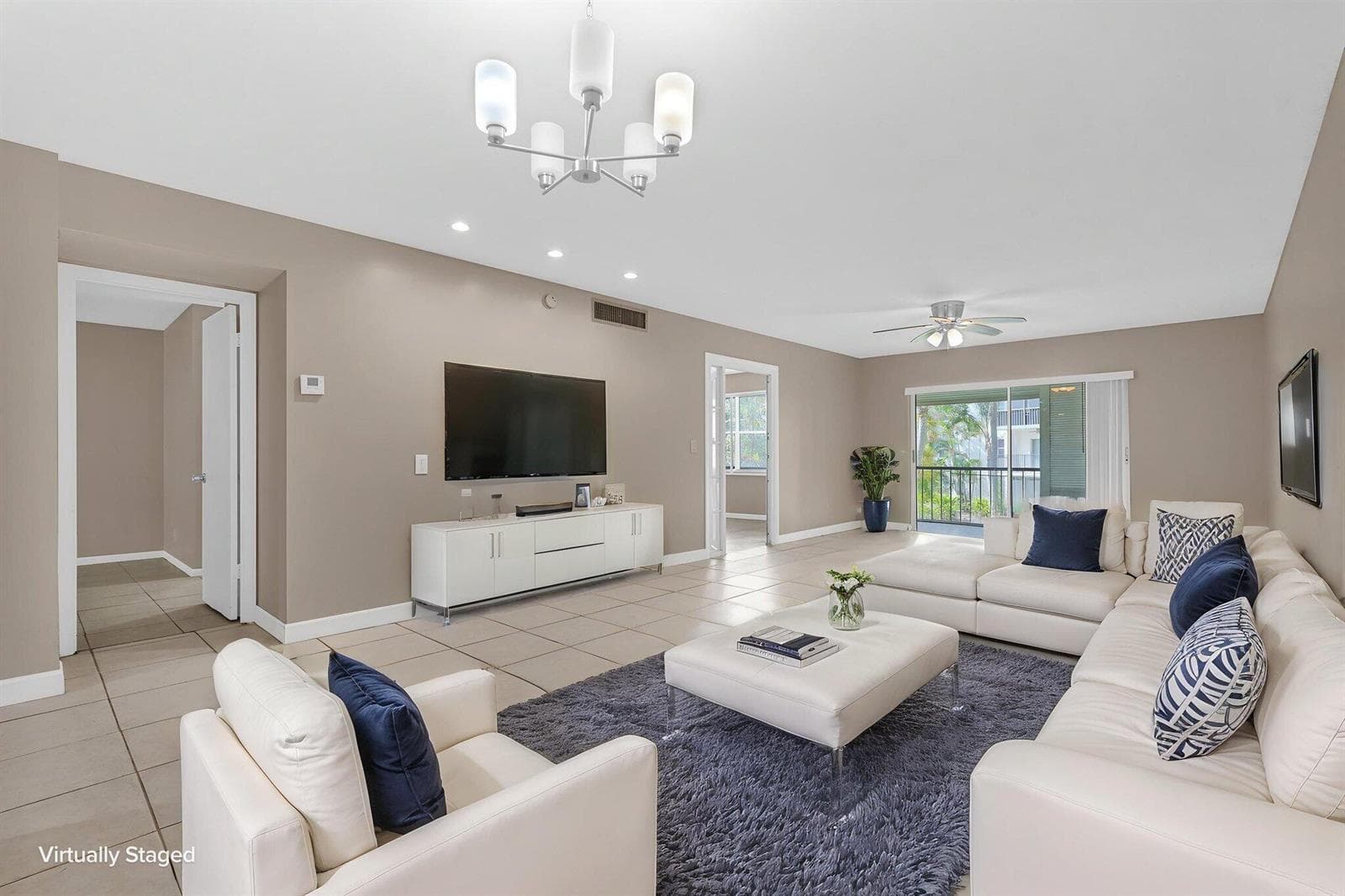 3360 SPANISH MOSS Terrace # 211, Lauderhill, FL 33319