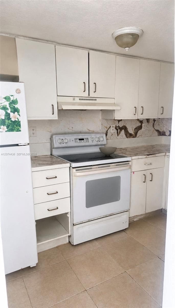 301 NW 84th St # 301, Miami, FL 33150 photo 5