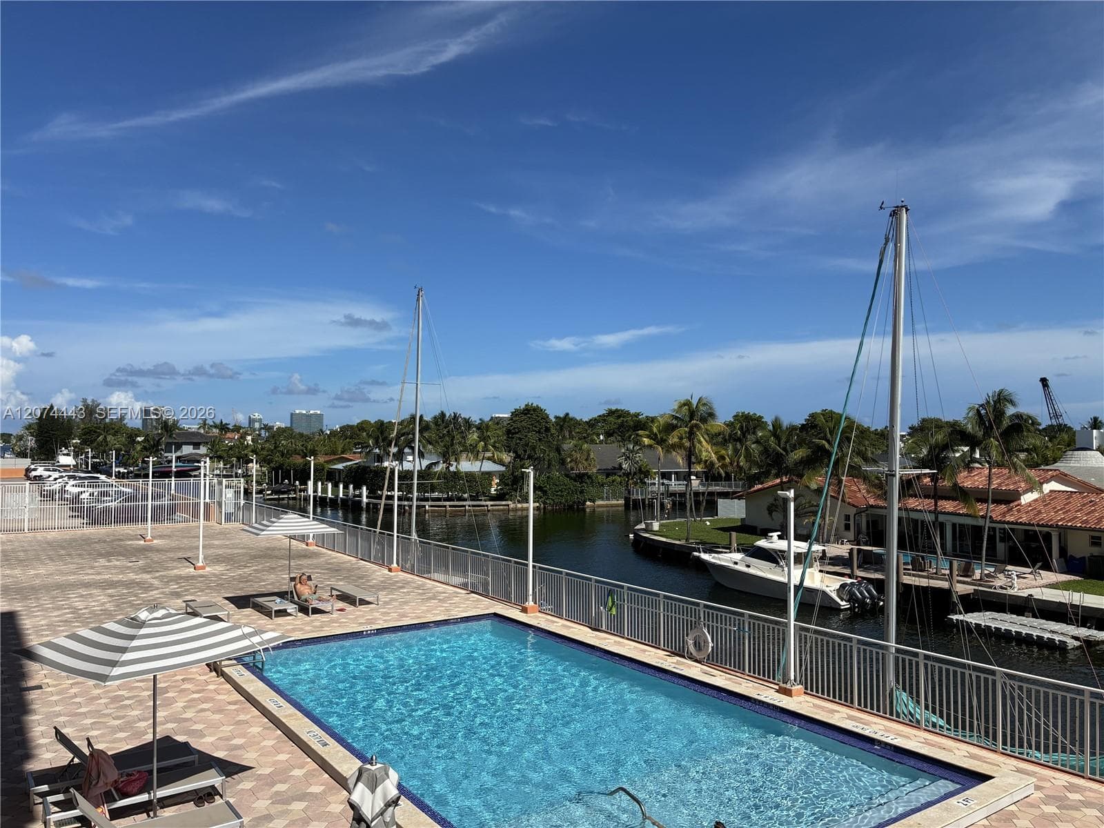 2450 NE 135th St # 209, North Miami, FL 33181 photo 5