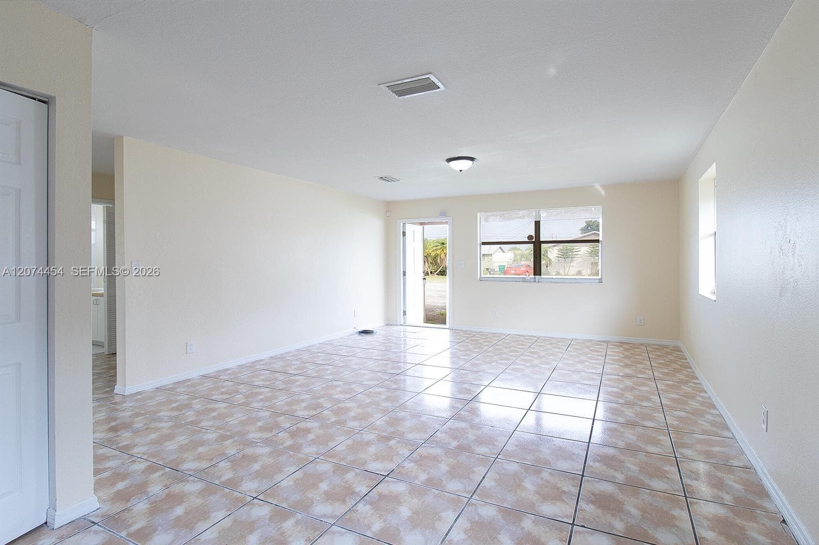 455 NW 14th St, Florida City, FL 33034 photo 3