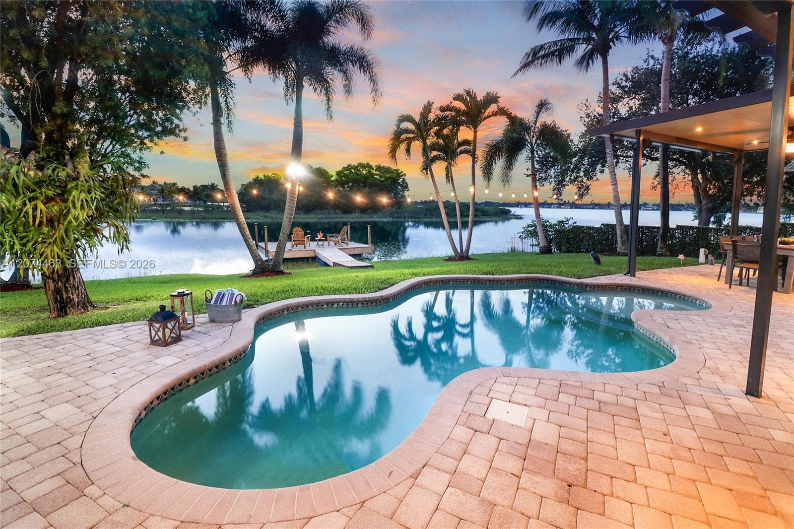 1108 NW 180th Ave, Pembroke Pines, FL 33029 photo 3