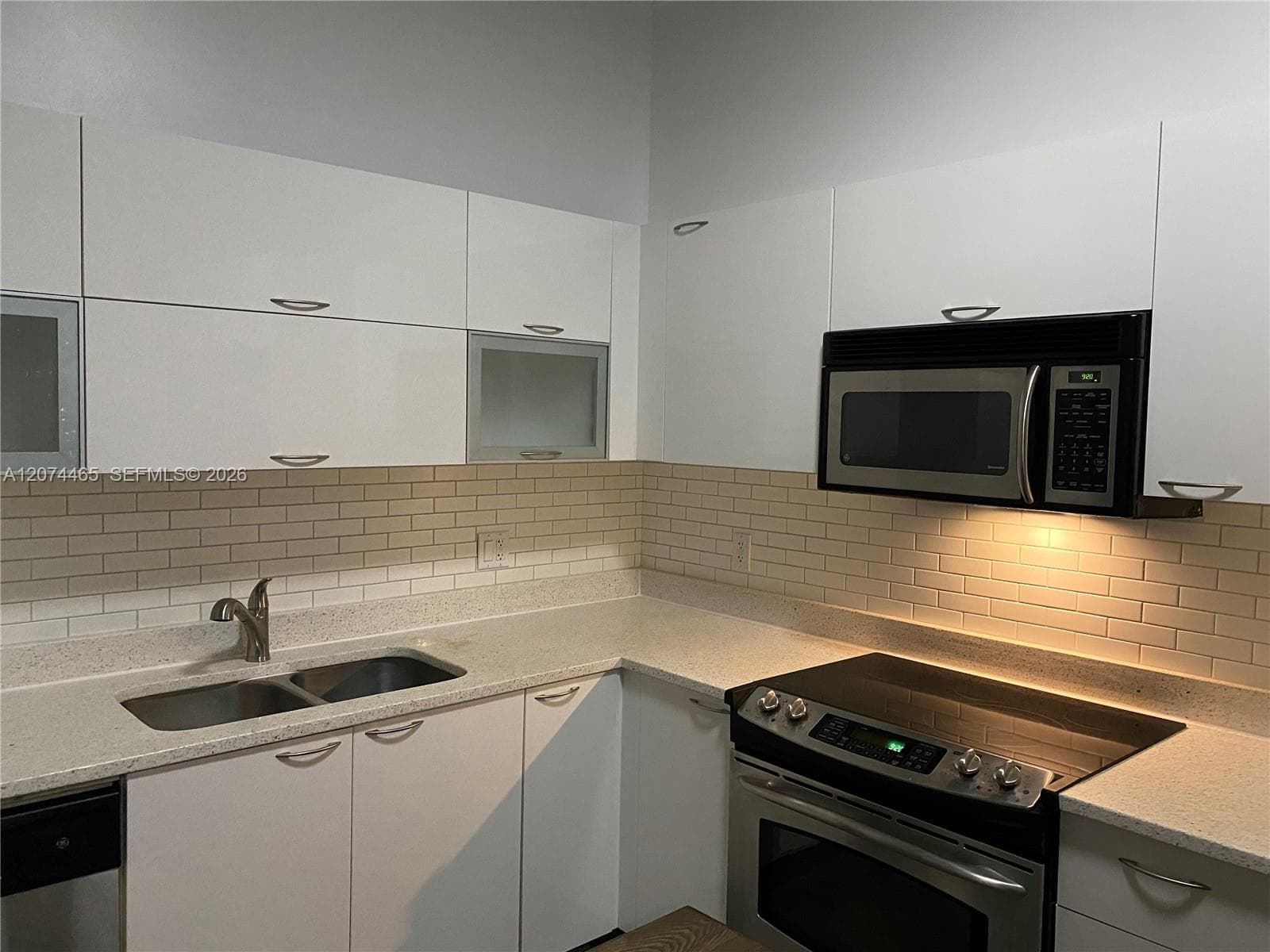 133 NE 2nd Ave # 3404, Miami, FL 33132 photo 5