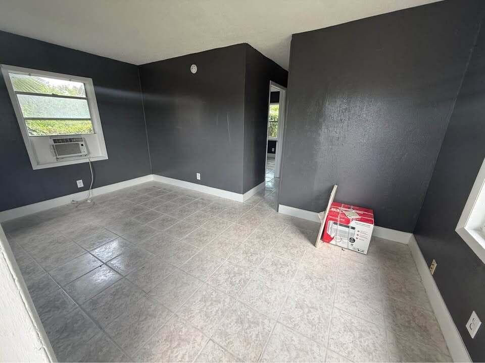 2960 CHICKAMAUGA Avenue, FL 33409 photo 2