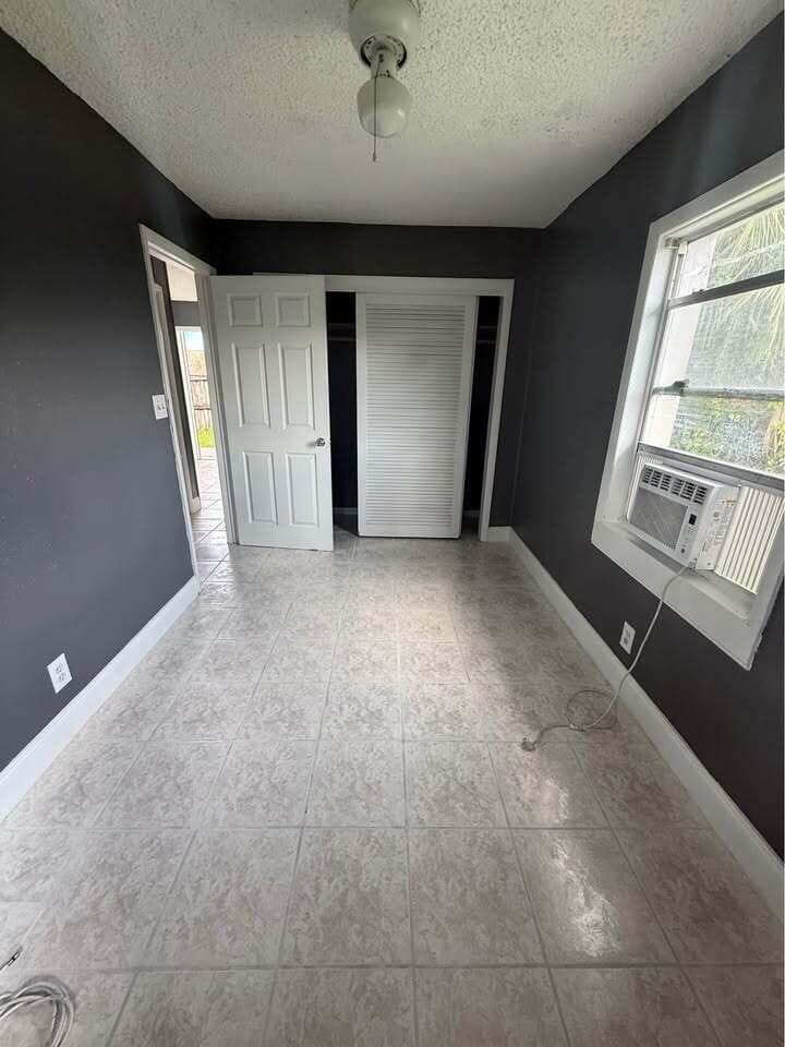 2960 CHICKAMAUGA Avenue, FL 33409 photo 5