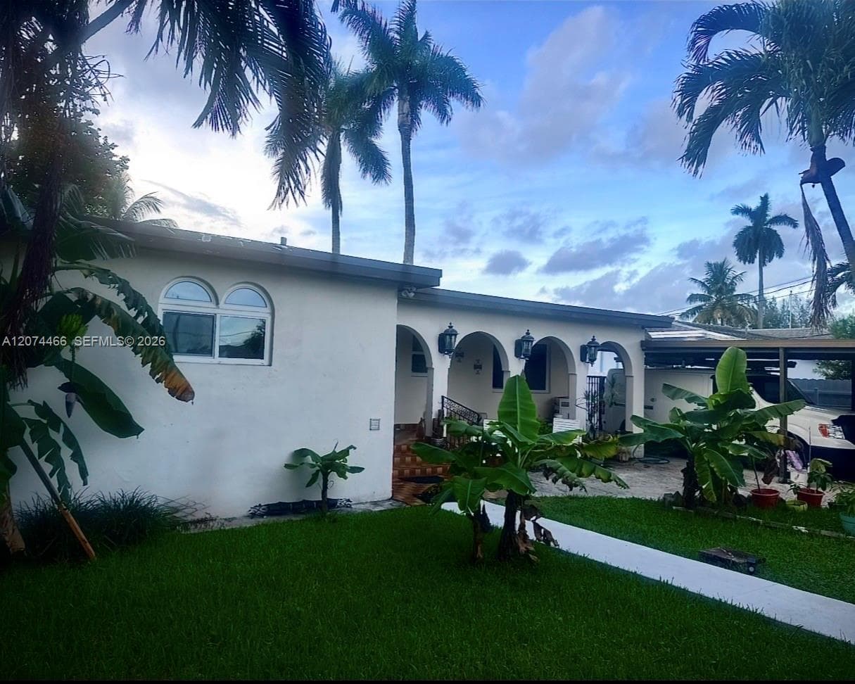 3351 NW 20th St, Miami, FL 33142 photo 4