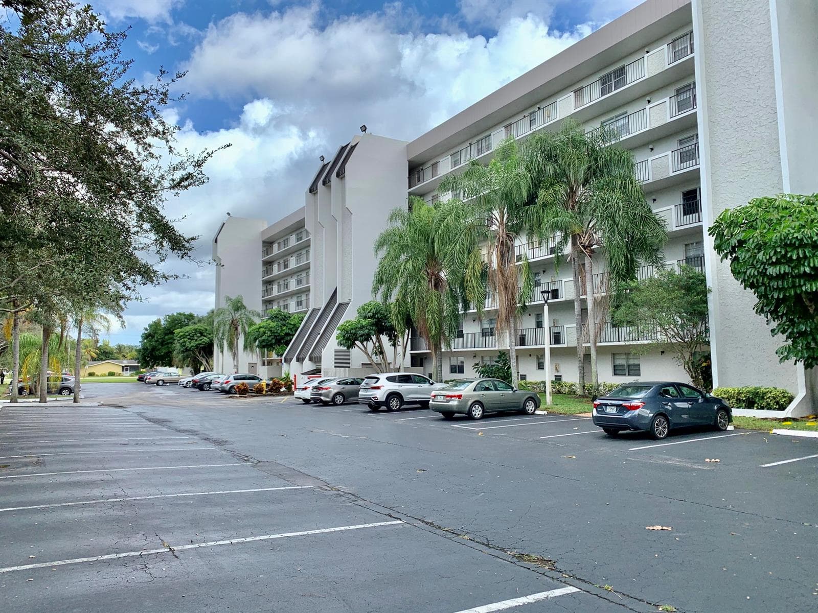 3100 W ROLLING HILLS Circle # 309, Davie, FL 33328 photo 3
