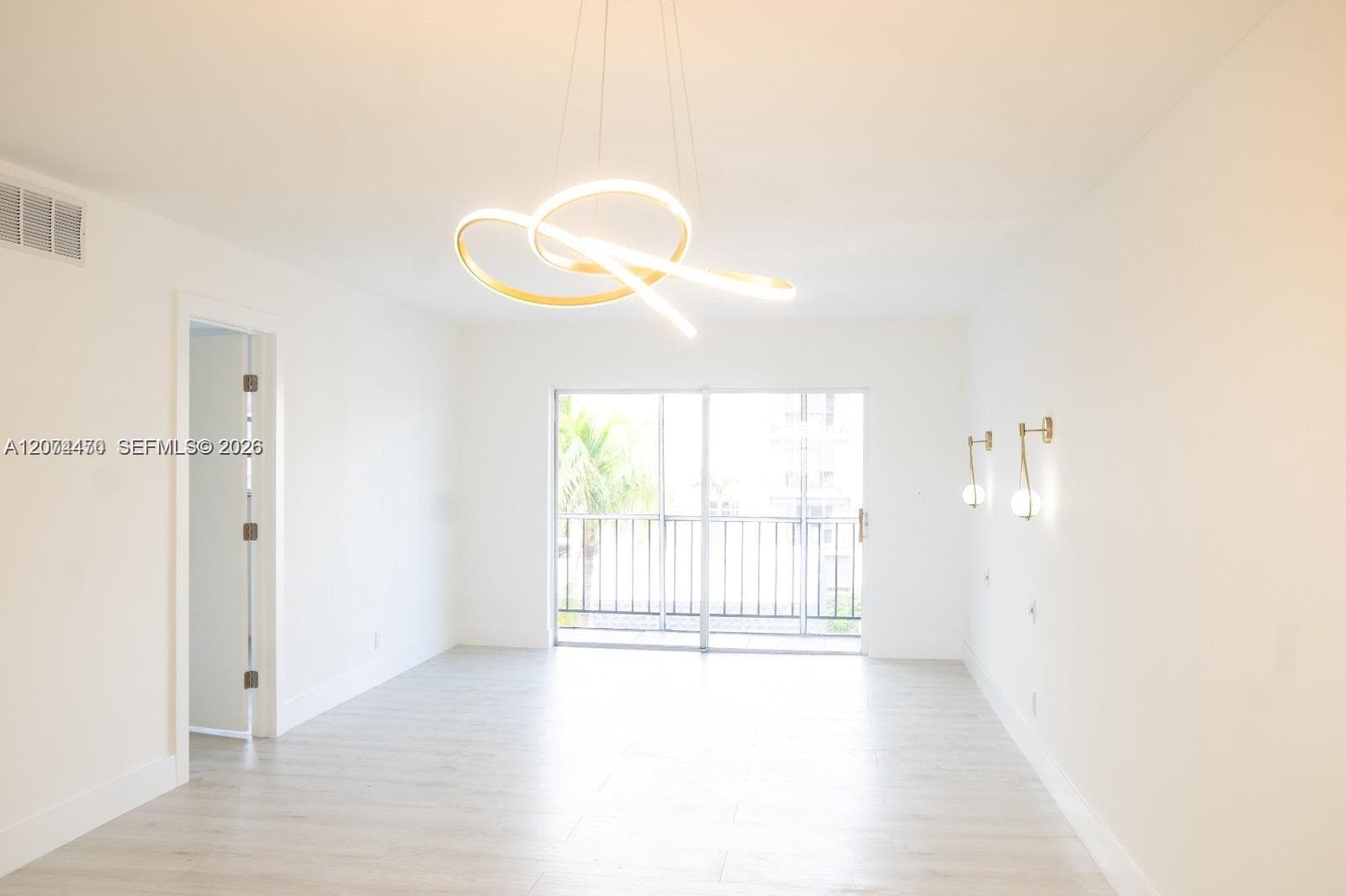 220 SW 9th Ave # 306, Hallandale Beach, FL 33009