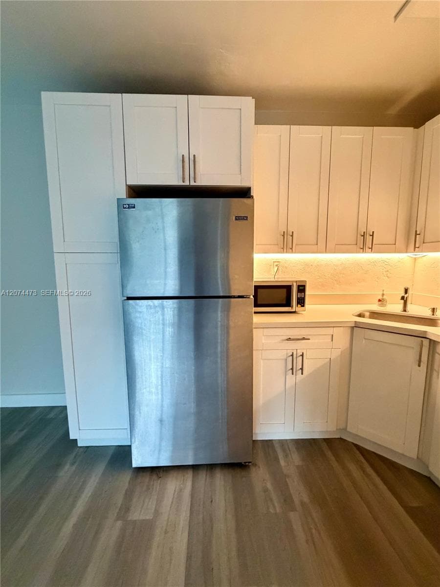 7400 Harding Ave # 20, Miami Beach, FL 33141 photo 3