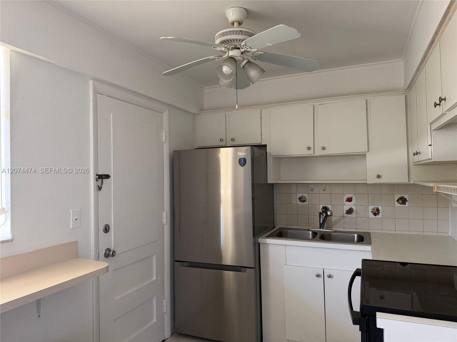 2910 Point East Dr # M514, Aventura, FL 33160 photo 4