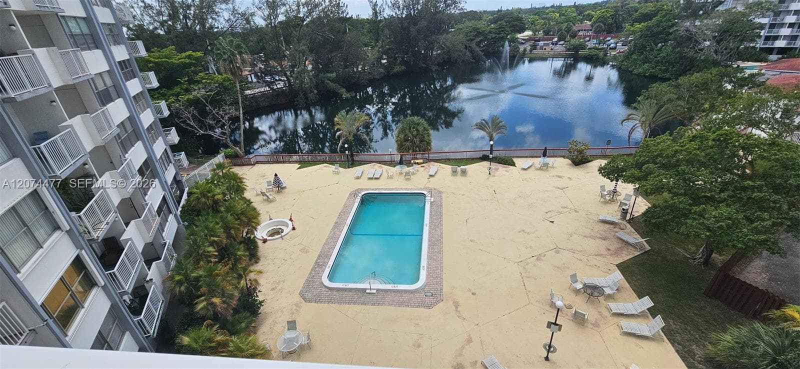 1300 NE Miami Gardens Dr # 609E, Miami, FL 33179 photo 2