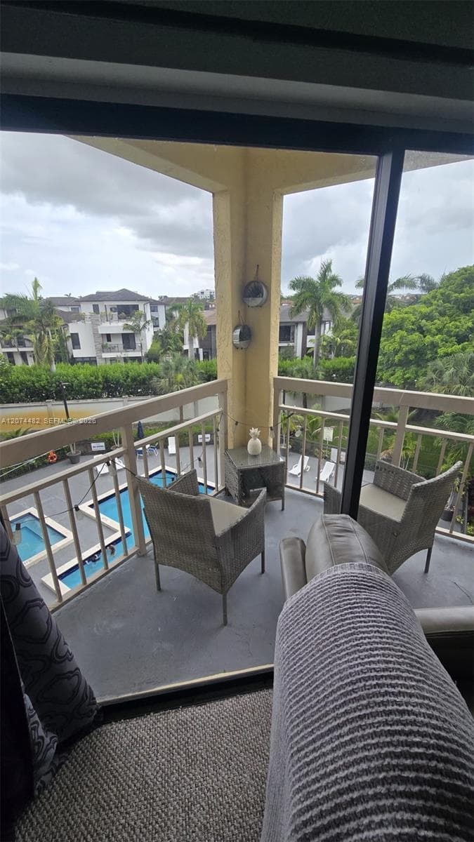 8290 Lake Dr # 426, Doral, FL 33166 photo 5