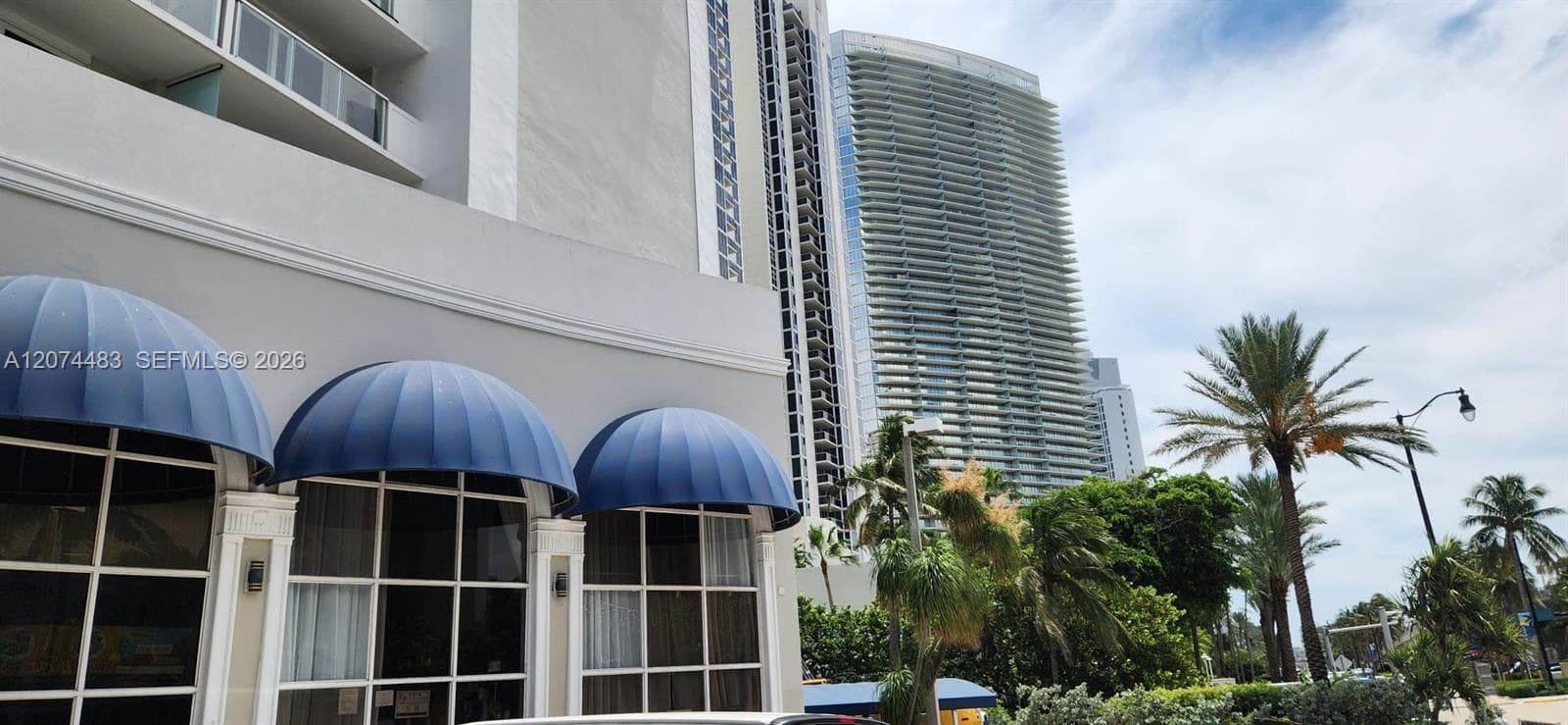 19201 Collins Ave # 1028, Sunny Isles Beach, FL 33160 photo 5