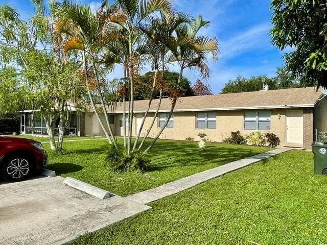 424 Jennings Avenue, FL 33463