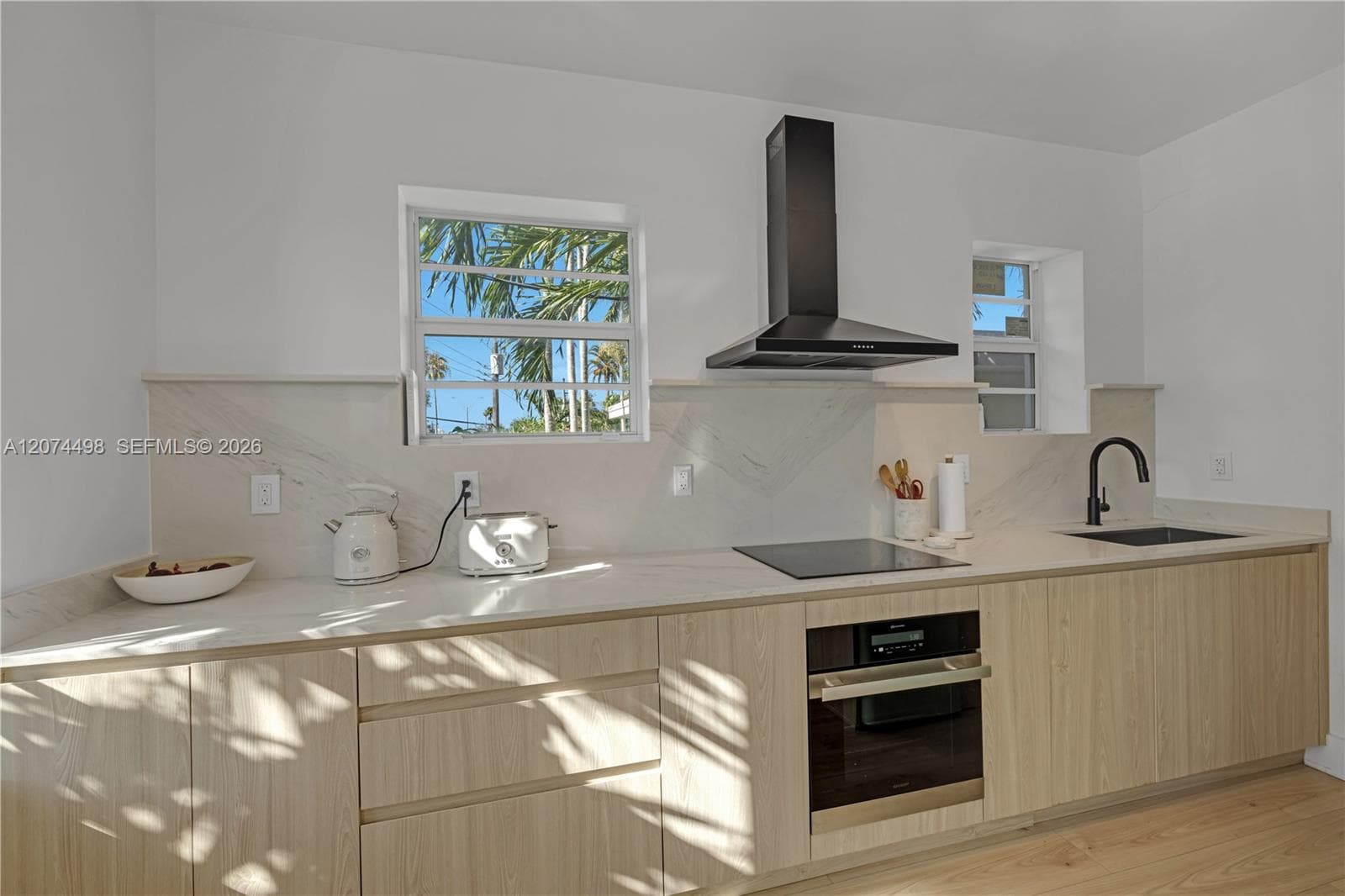 4812 Pine Tree Dr # 209, Miami Beach, FL 33140 photo 4
