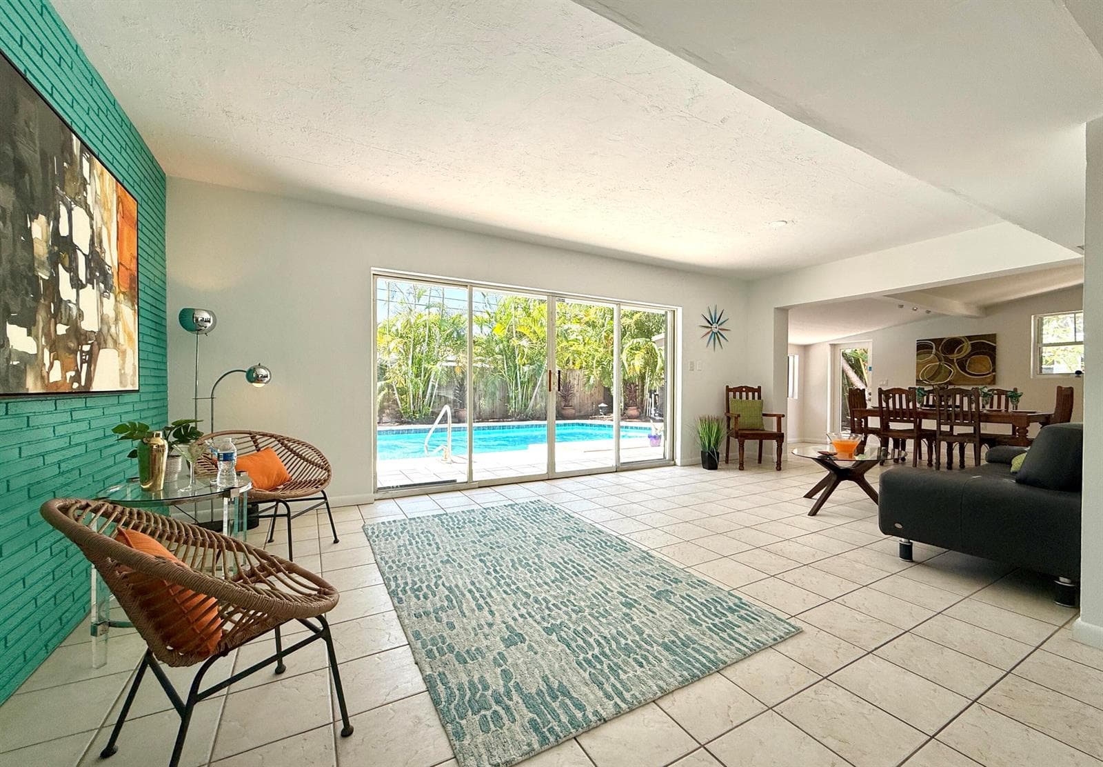 1532 NE 27TH Drive, Wilton Manors, FL 33334 photo 2
