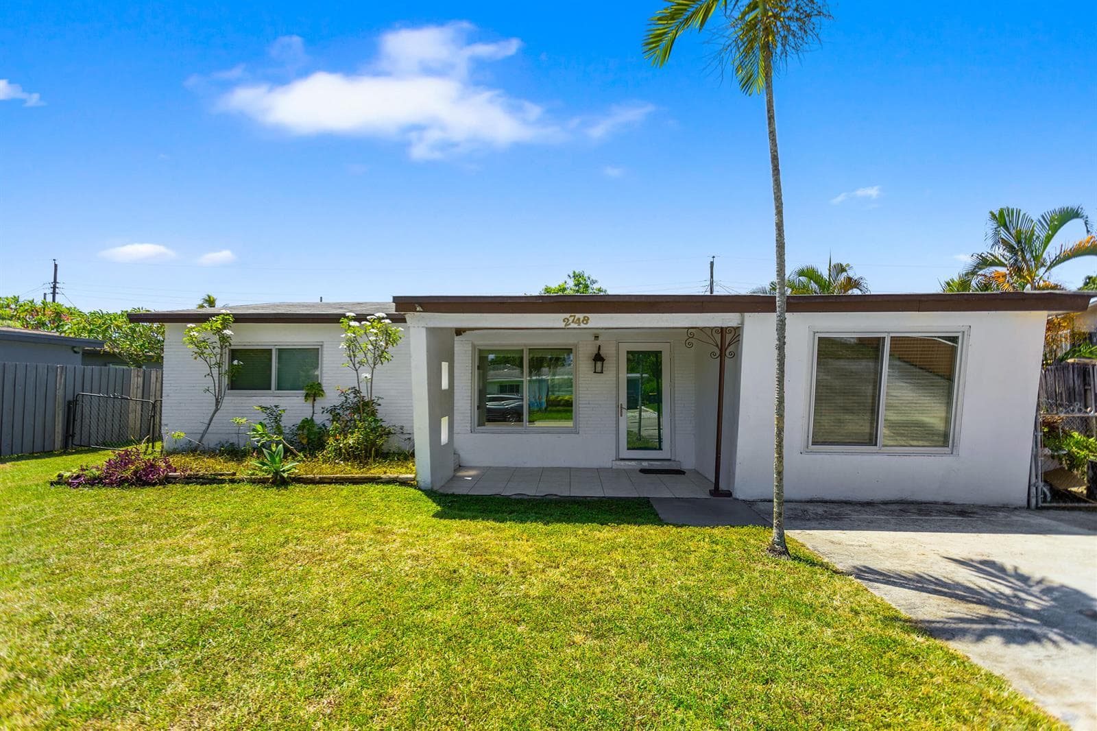 2748 SW 46TH Court, Dania Beach, FL 33312 photo 4