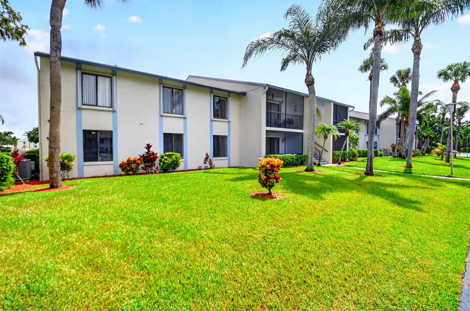 1114 Green Pine Boulevard # A1, West Palm Beach, FL 33409 photo 2