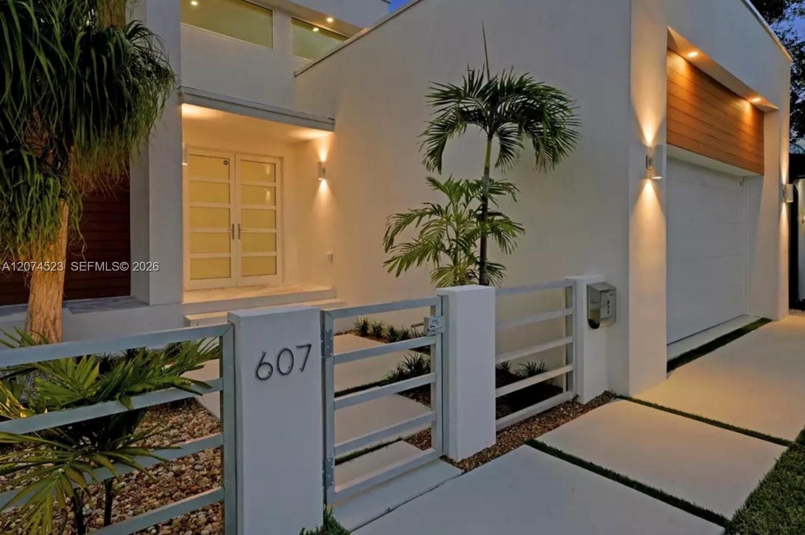 607 SE 6th St, Fort Lauderdale, FL 33301 photo 4