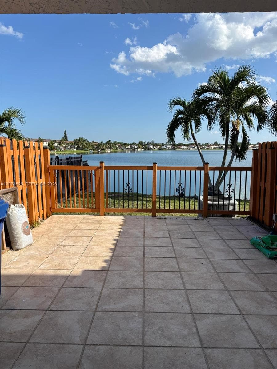 12400 NW 11th Ln # 2101, Miami, FL 33182 photo 2