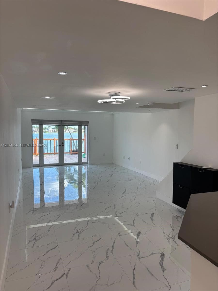 12400 NW 11th Ln # 2101, Miami, FL 33182 photo 3
