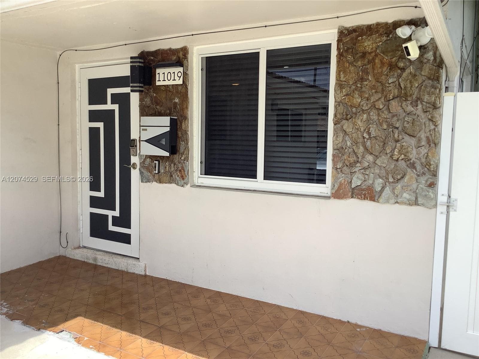 11019 SW 5th St # 11019, Sweetwater, FL 33174 photo 2