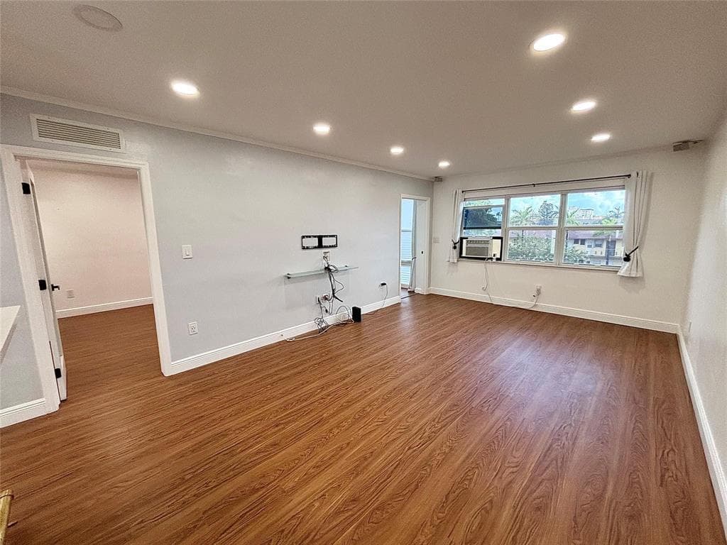 2820 NE 201ST Terrace # F326, Aventura, FL 33180 photo 4