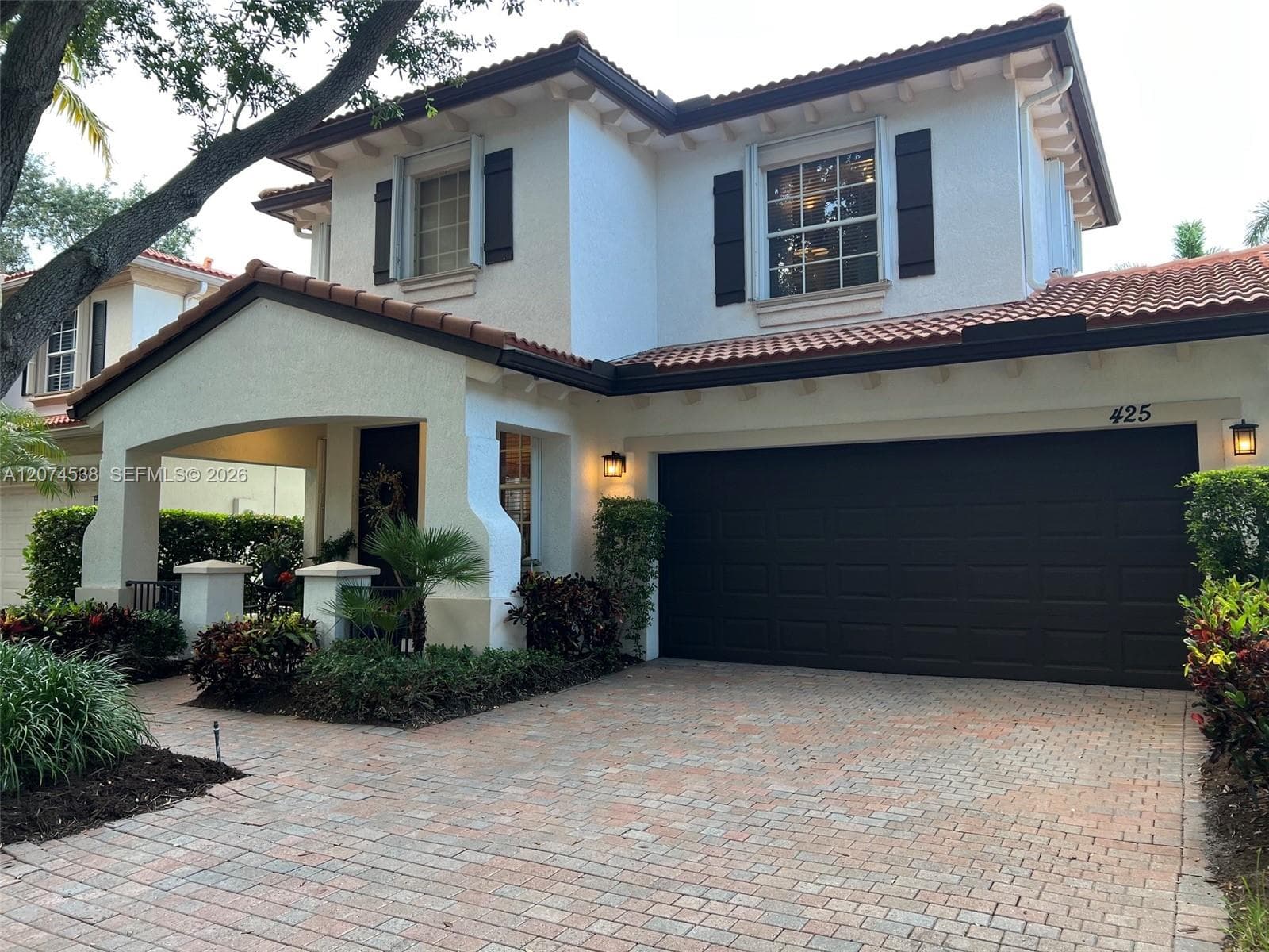 425 Pumpkin Dr, Palm Beach Gardens, FL 33410 photo 2