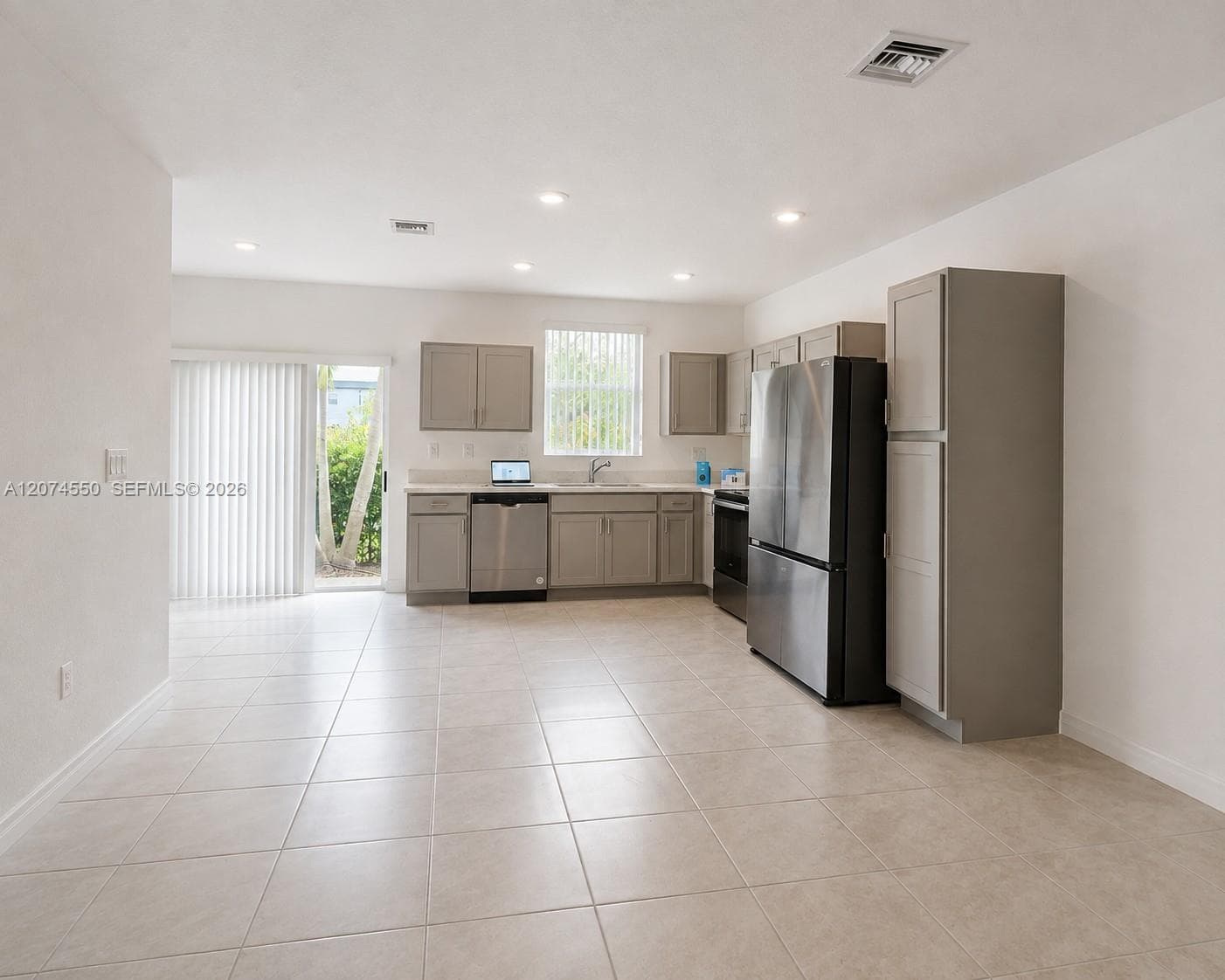 364 NW 8th Ct # 364, Pompano Beach, FL 33060 photo 2