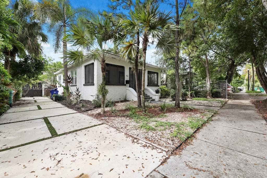 46 NE 43rd St, Miami, FL 33137 photo 2