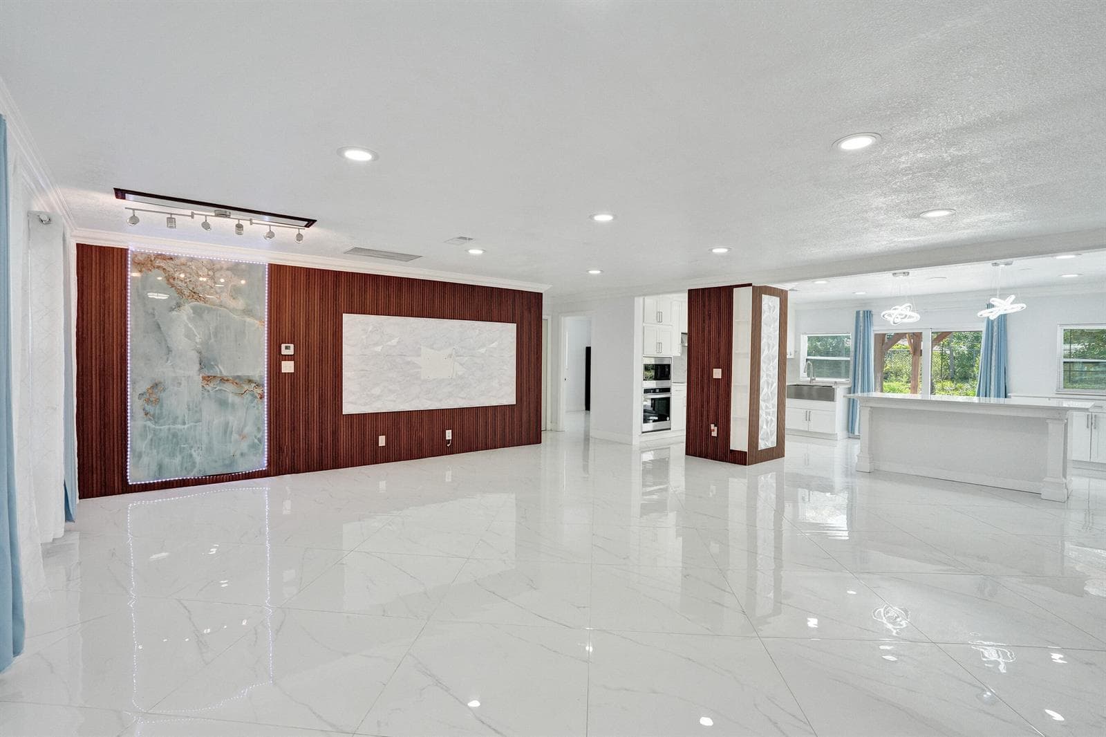 855 NW 80TH Terrace, Margate, FL 33063 photo 4