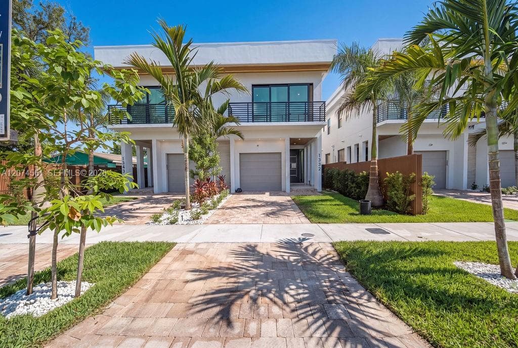 1334 NE 16 Ter, Fort Lauderdale, FL 33304