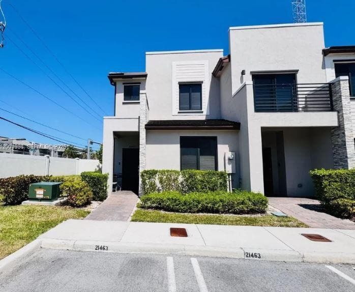 21463 NE 3rd Path, Miami, FL 33179