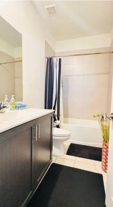 21463 NE 3rd Path, Miami, FL 33179 photo 4
