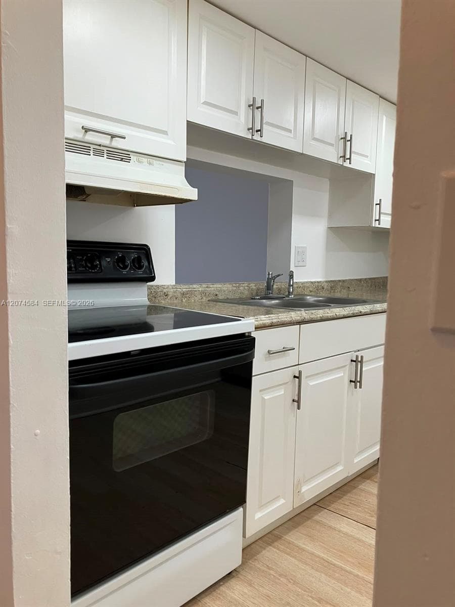 2800 NW 56th Ave # H405, Lauderhill, FL 33313 photo 4