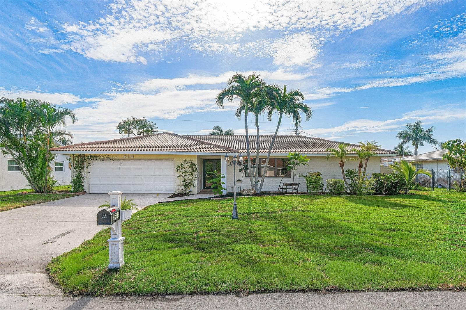 2538 SW 13th Court, Boynton Beach, FL 33426 photo 2