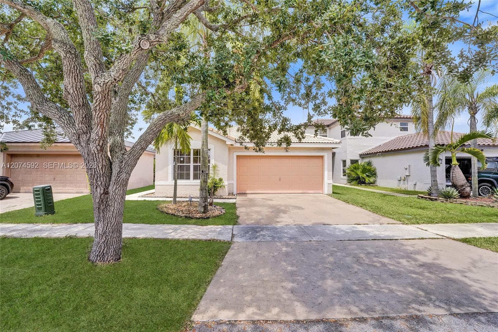1822 SW 176th Ave, Miramar, FL 33029 photo 2