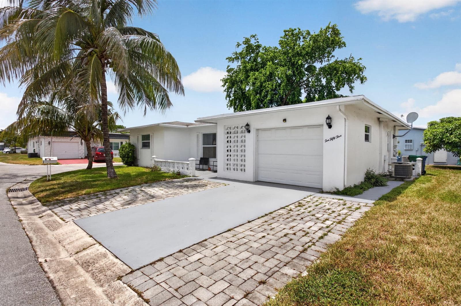 1055 NW 72ND Terrace NW, Margate, FL 33063 photo 2