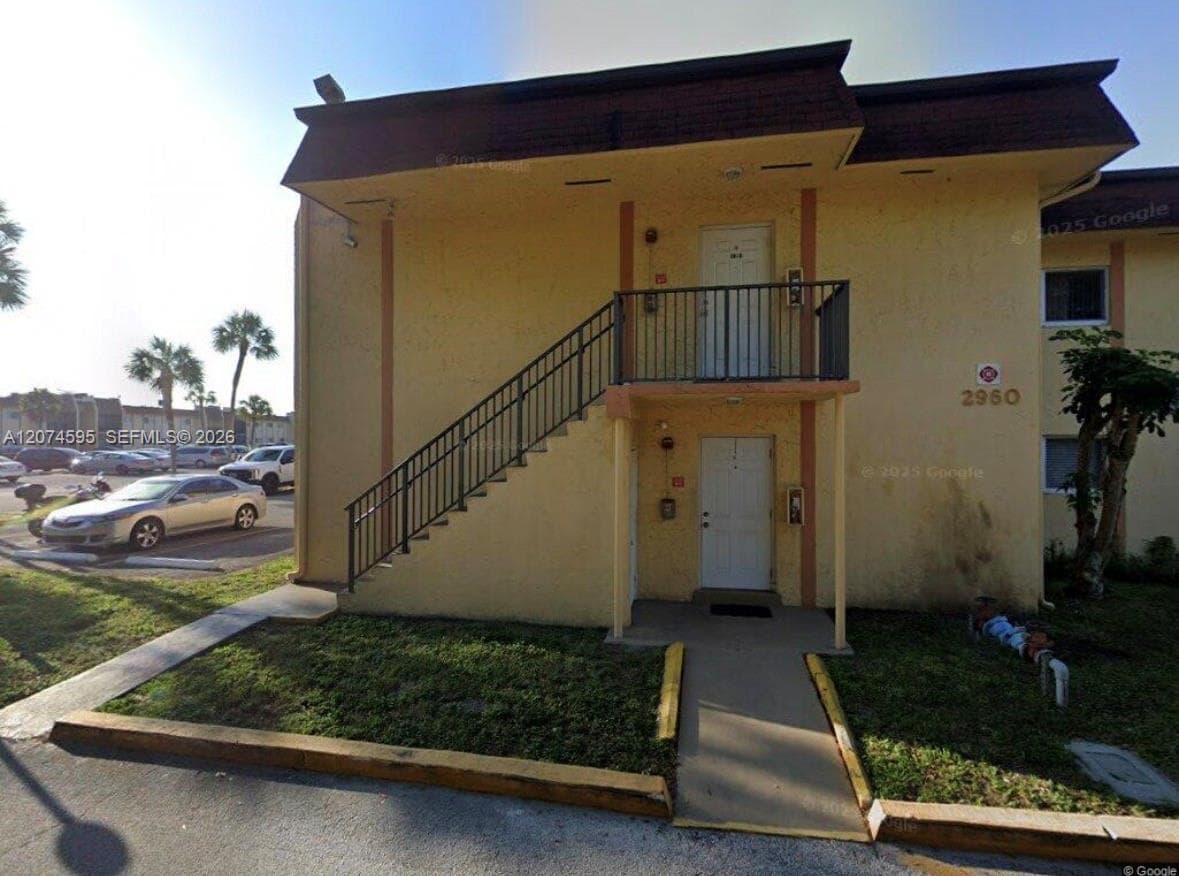 2960 NW 55th Ave # 2D, Lauderhill, FL 33313 photo 2