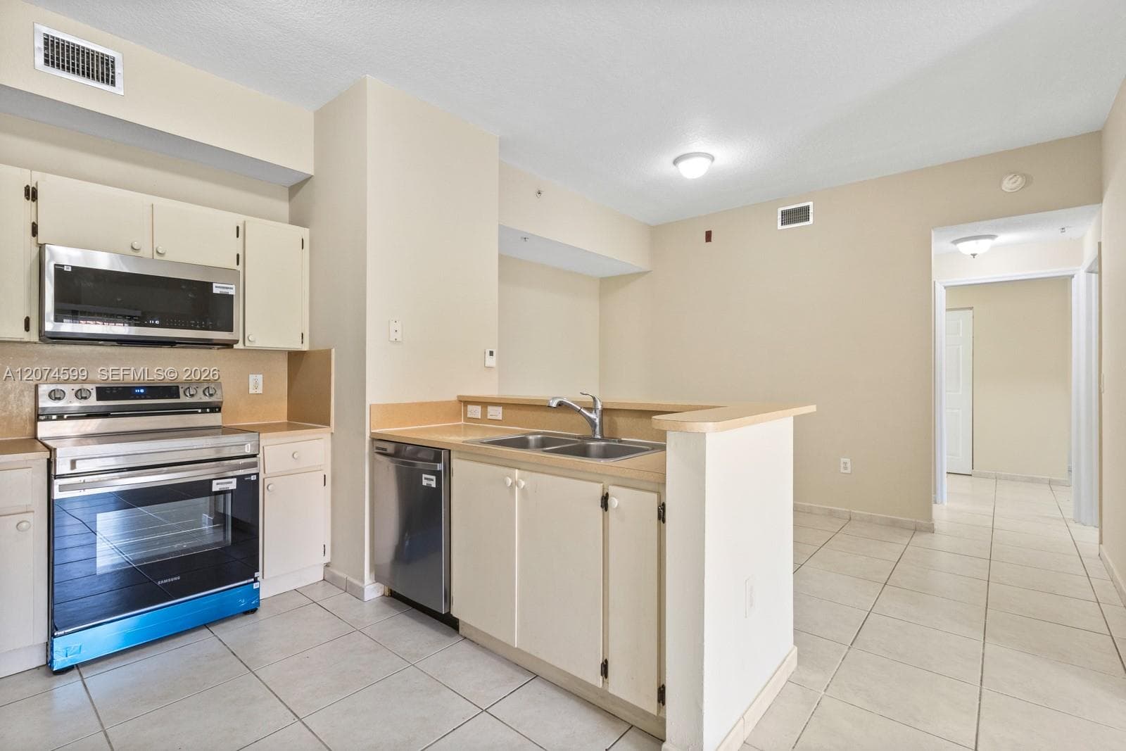7330 NW 114th Ave # 105, Doral, FL 33178 photo 4