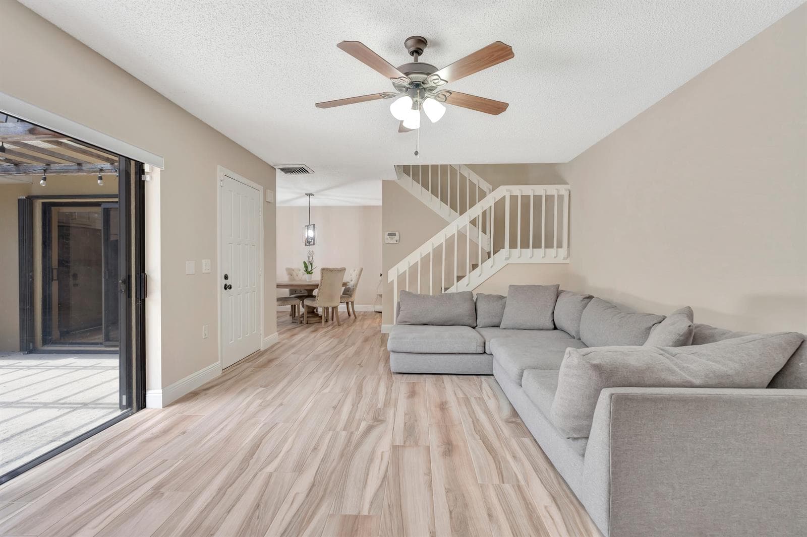 207 2nd Terrace, Palm Beach Gardens, FL 33418 photo 3