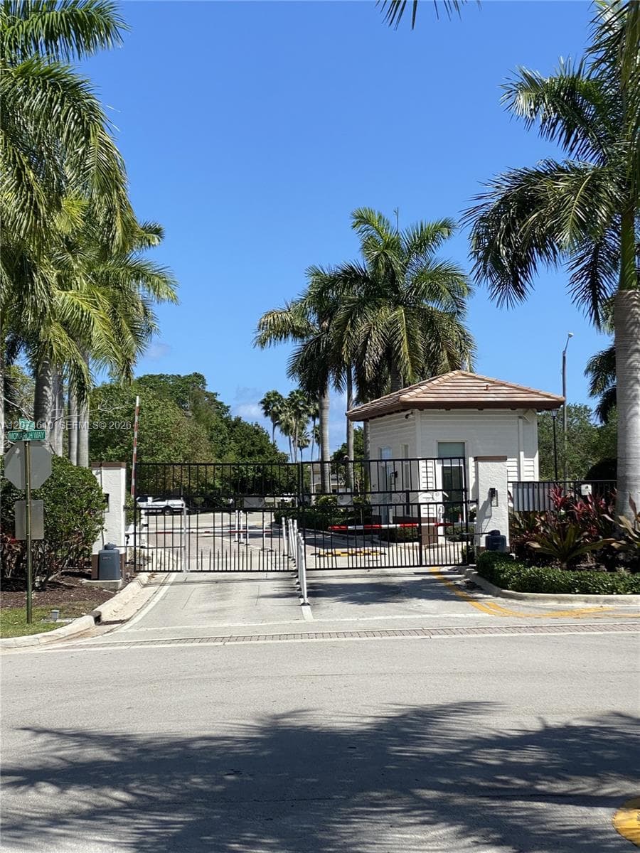 4676 Monarch Way, Coconut Creek, FL 33073 photo 3
