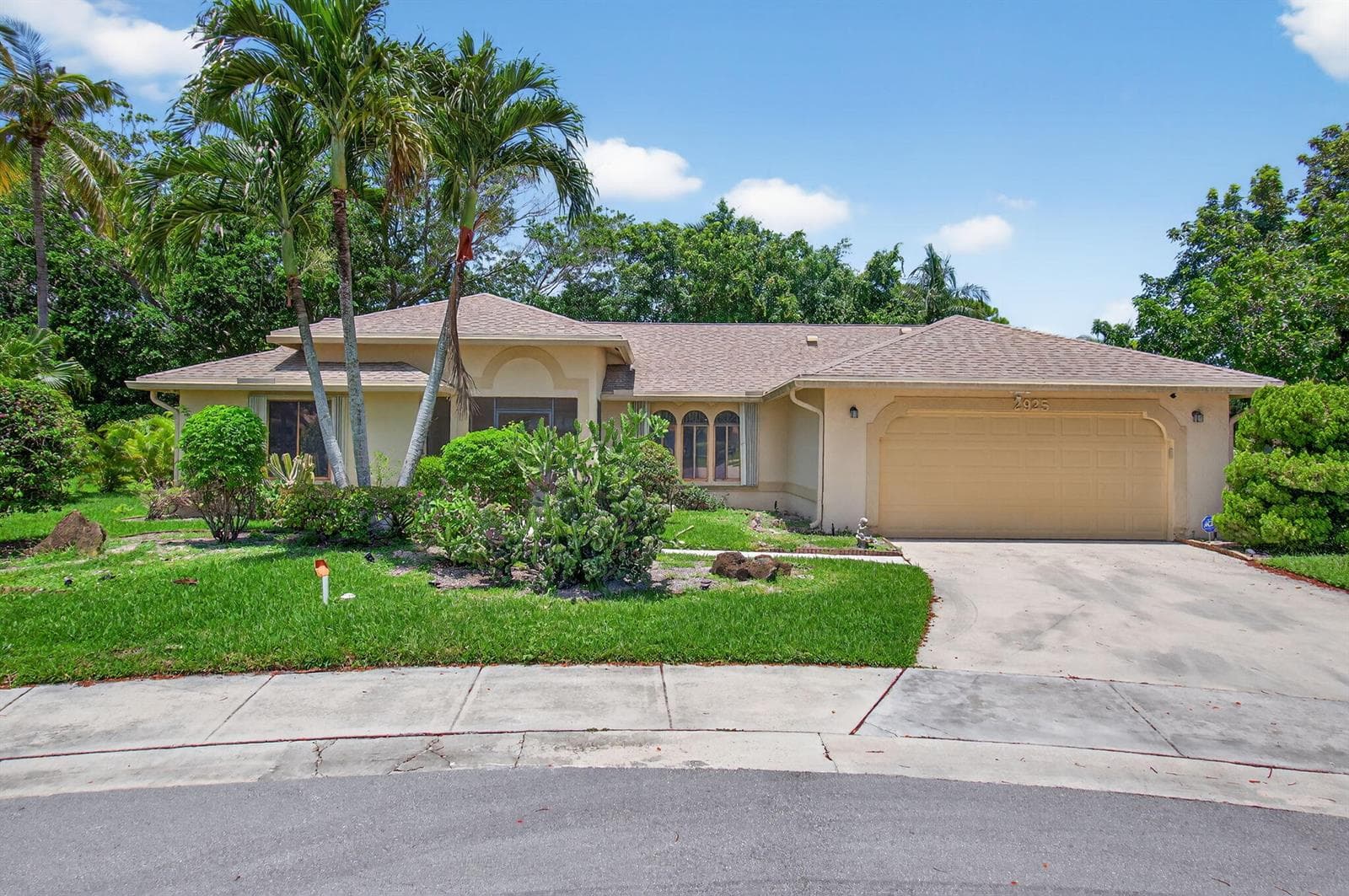2925 RIVIERA Drive, Delray Beach, FL 33445 photo 3