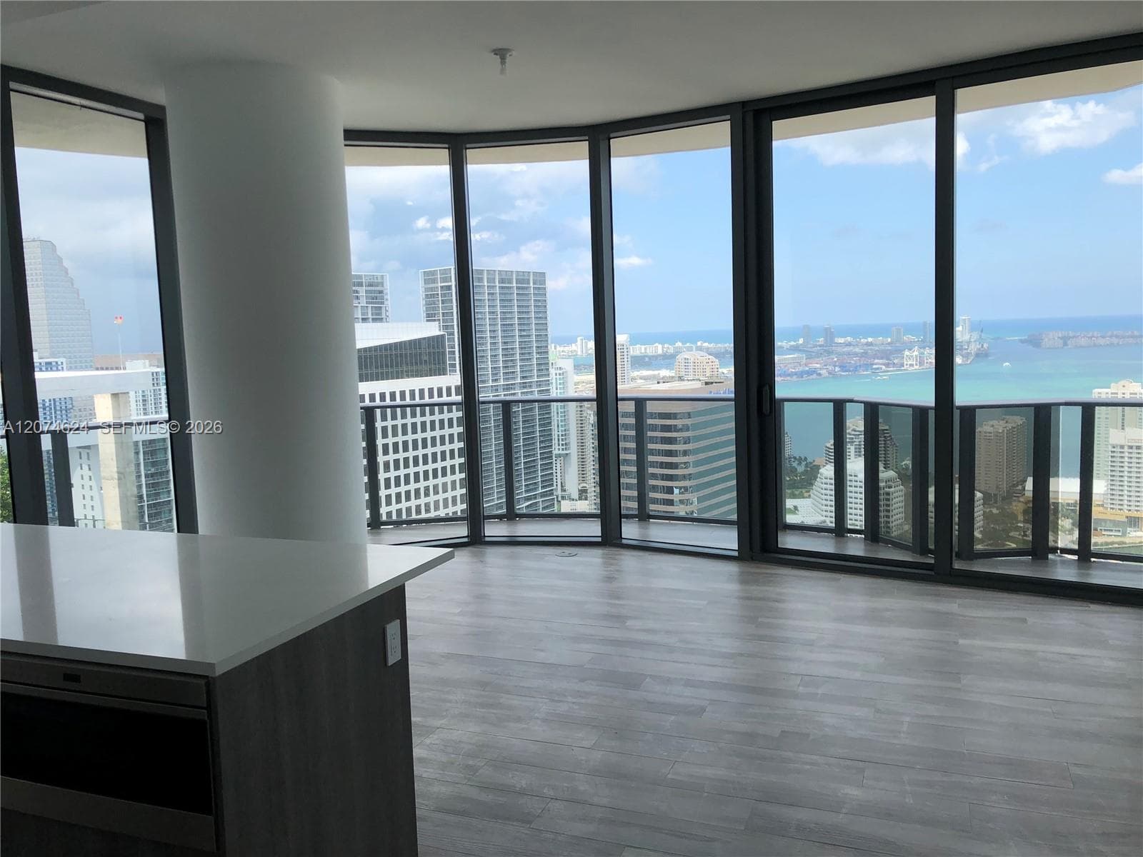 801 S Miami Ave # 4905, Miami, FL 33130 photo 3